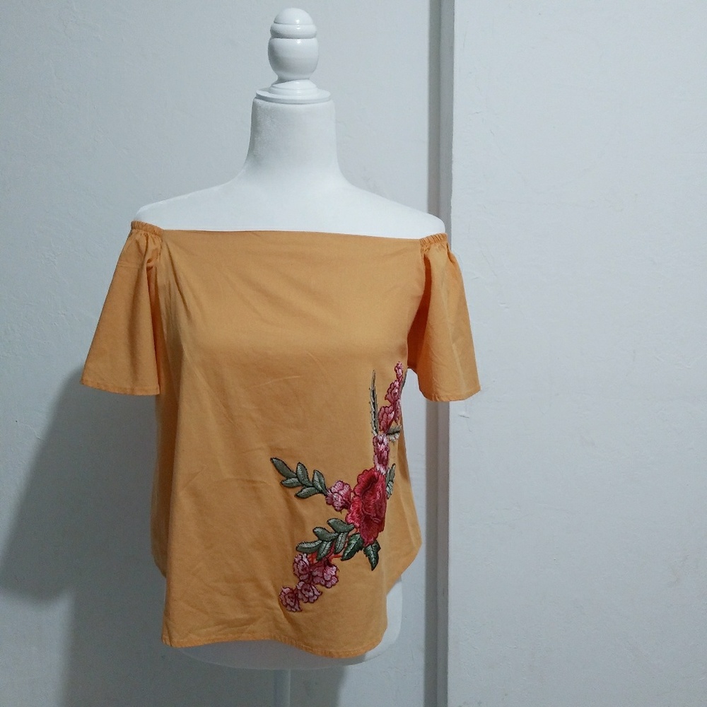 Haute Project Los Angeles off the shoulder…
